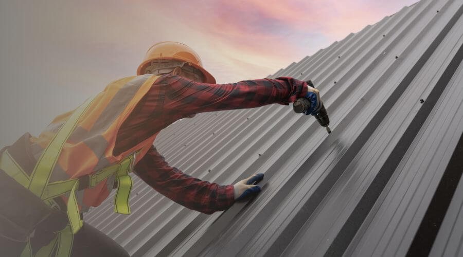 Expert Emergency Roof Repairs services in Riverton, CT